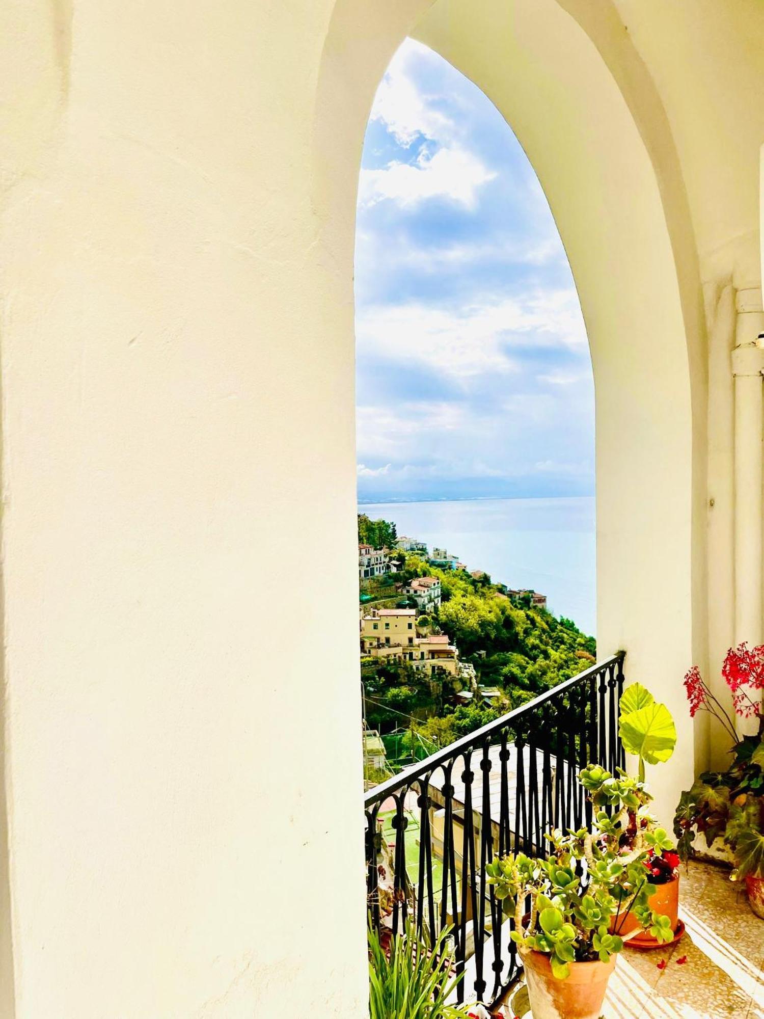 Borgo Virginia - Sea View In Amalfi Coast Apartment Vietri Ngoại thất bức ảnh